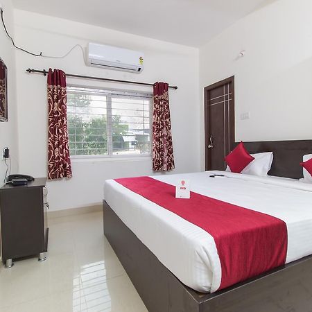 Qube Inn Hyderabad Eksteriør bilde